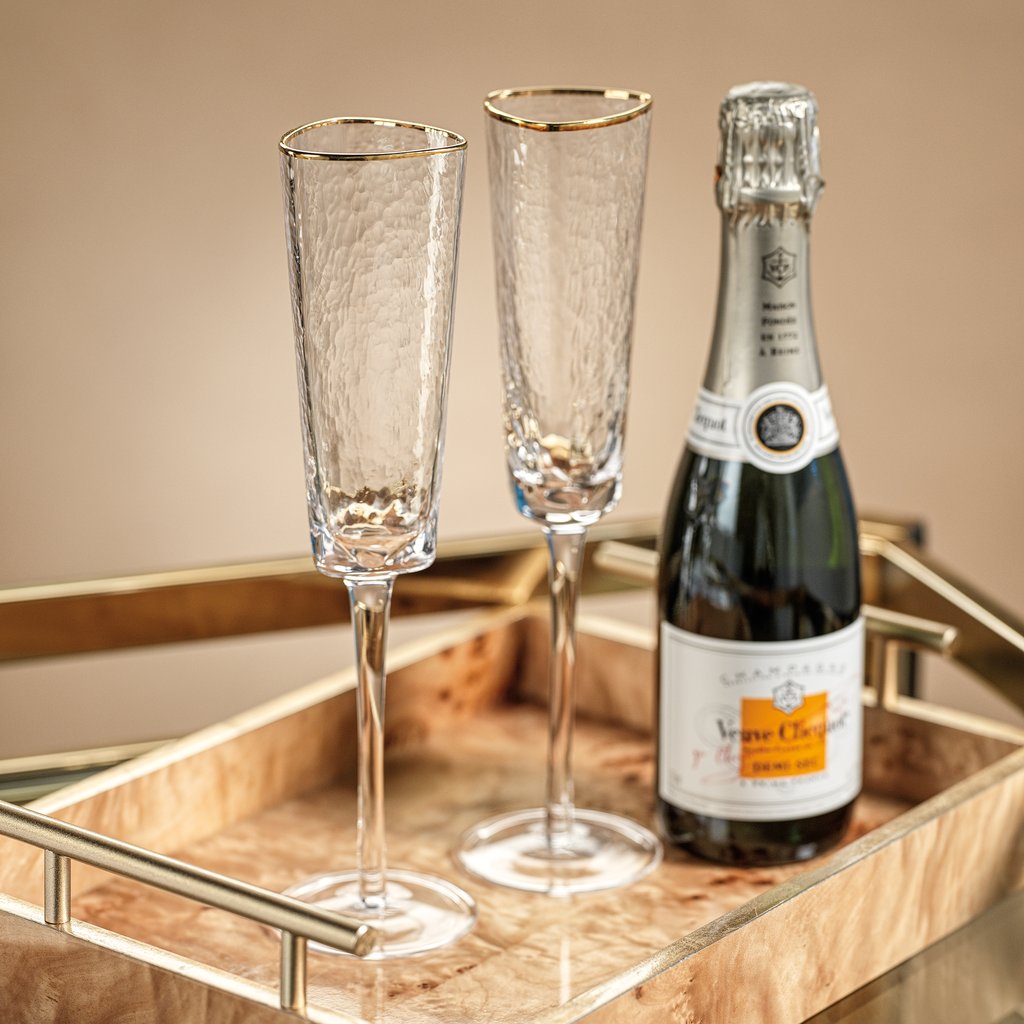 Clear Triangular Stemware with Gold Rim - Image 4